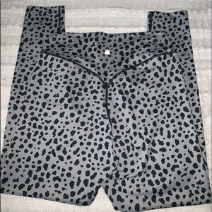 The Ascend Pant Snow Leopard Midnight